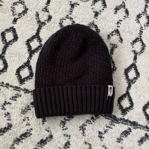 Women’s north face hat